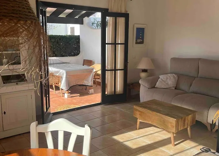 Casa Menorquina En Ciudadela Con Wifi A 2 Minutos De La Playa Exclusiva Familias בית נופש *